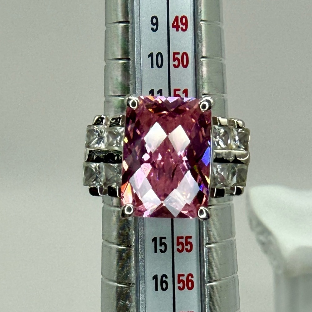 Sterling Silver Rose Quartz With Glass Crystal Accents Set in Beautiful 925  6.5